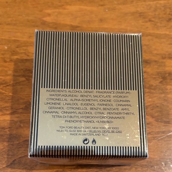 New in Package 1.7 ounce Tom Ford Noir Extreme Parfum in Black and Silver - Picture 4 of 7